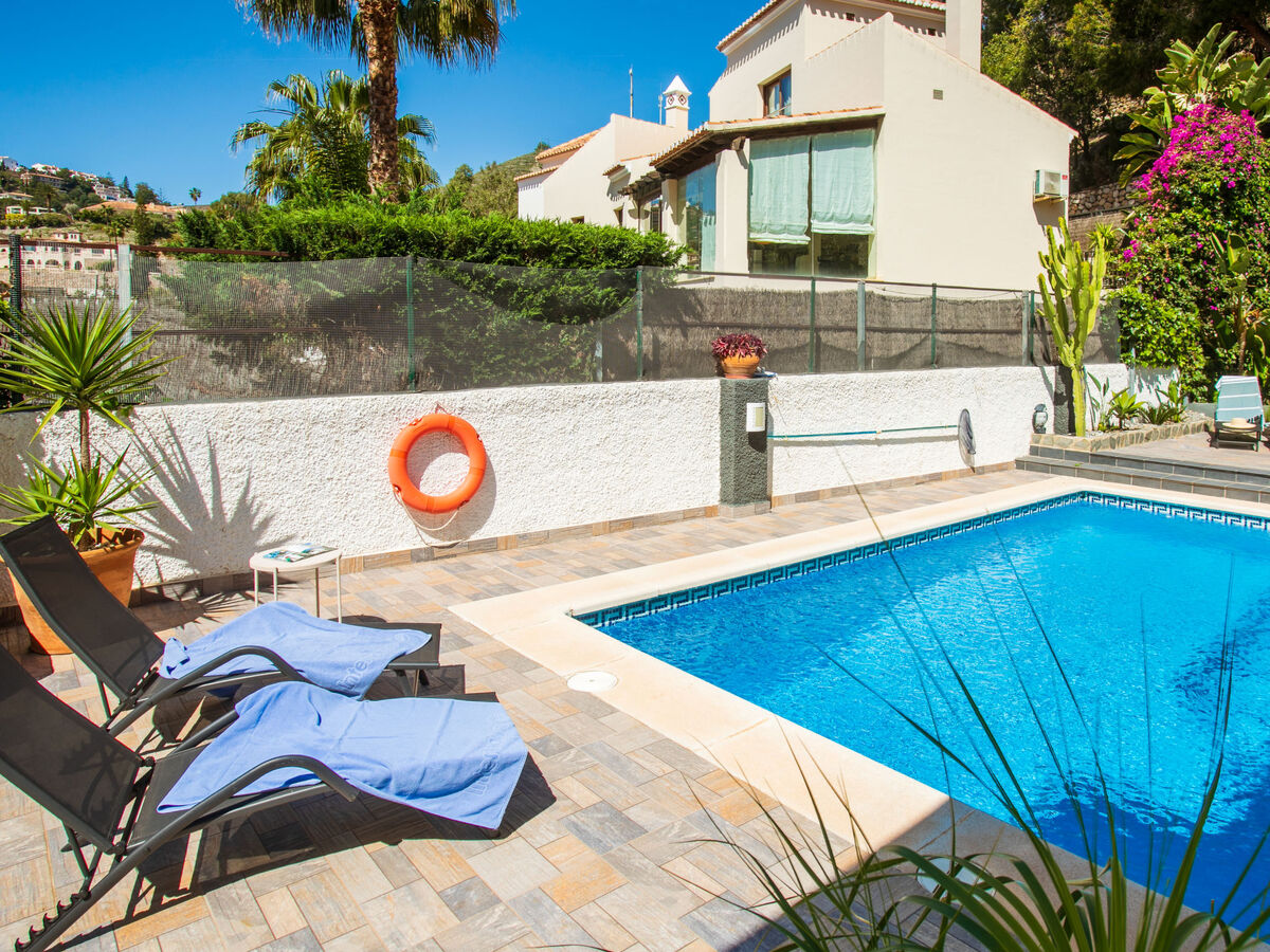 Villa Bugambilla avec piscine à 300 m de la mer - Photo 31