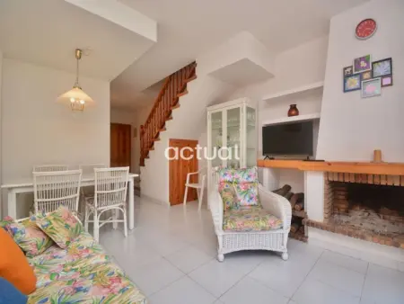 Maison mitoyenne cosy, proche plage, terrasse, piscine commune, Wifi et parking à Platja d'Aro - Photo 6