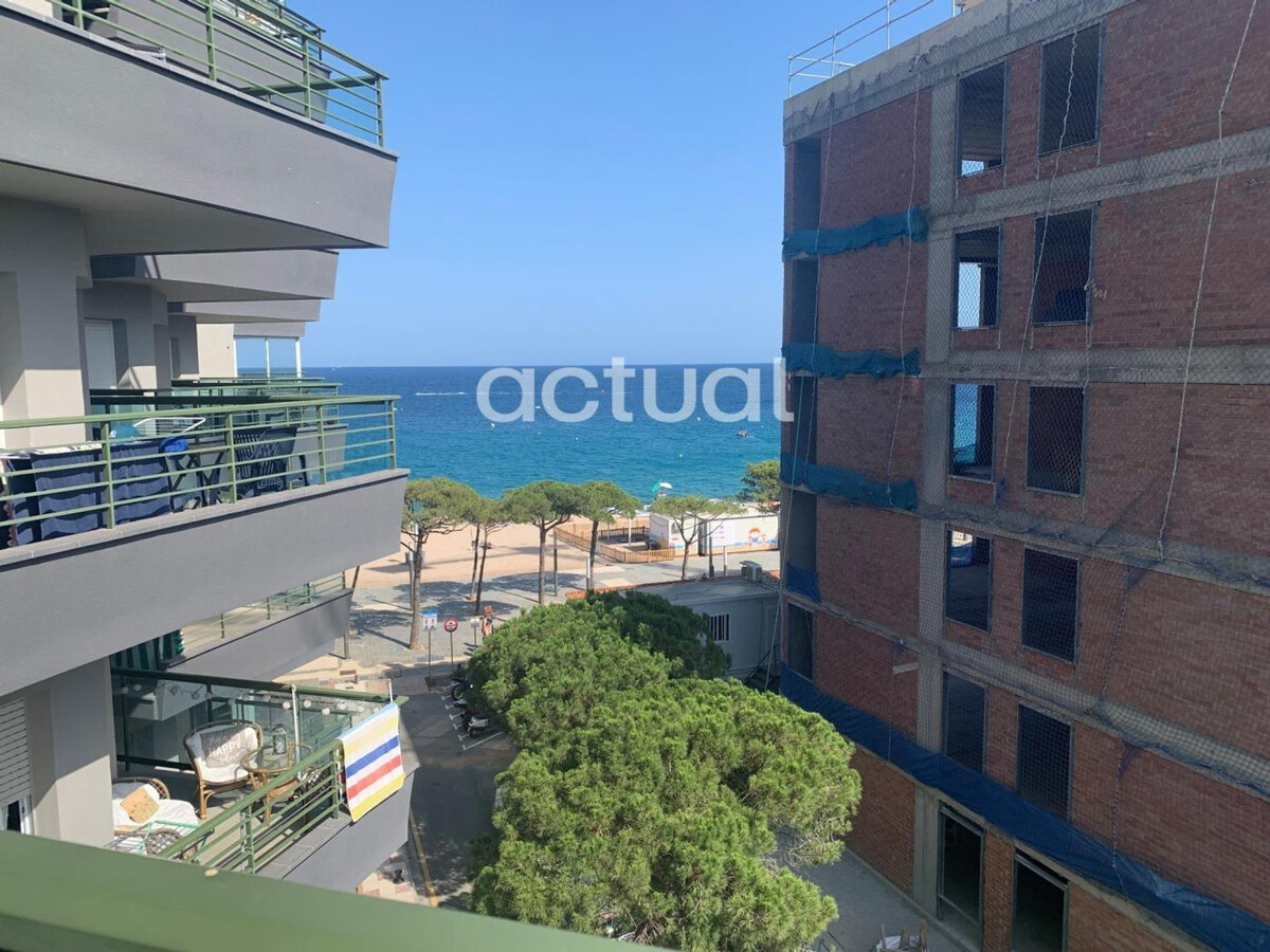 Appartement 4e étage première ligne mer à Platja d'Aro - Photo 3