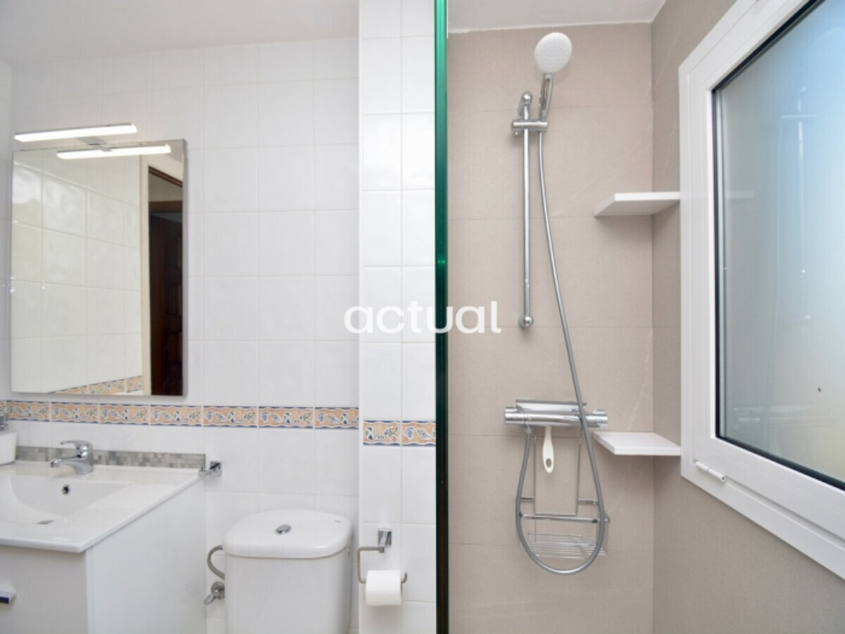 Appartement 4e étage première ligne mer à Platja d'Aro - Photo 19