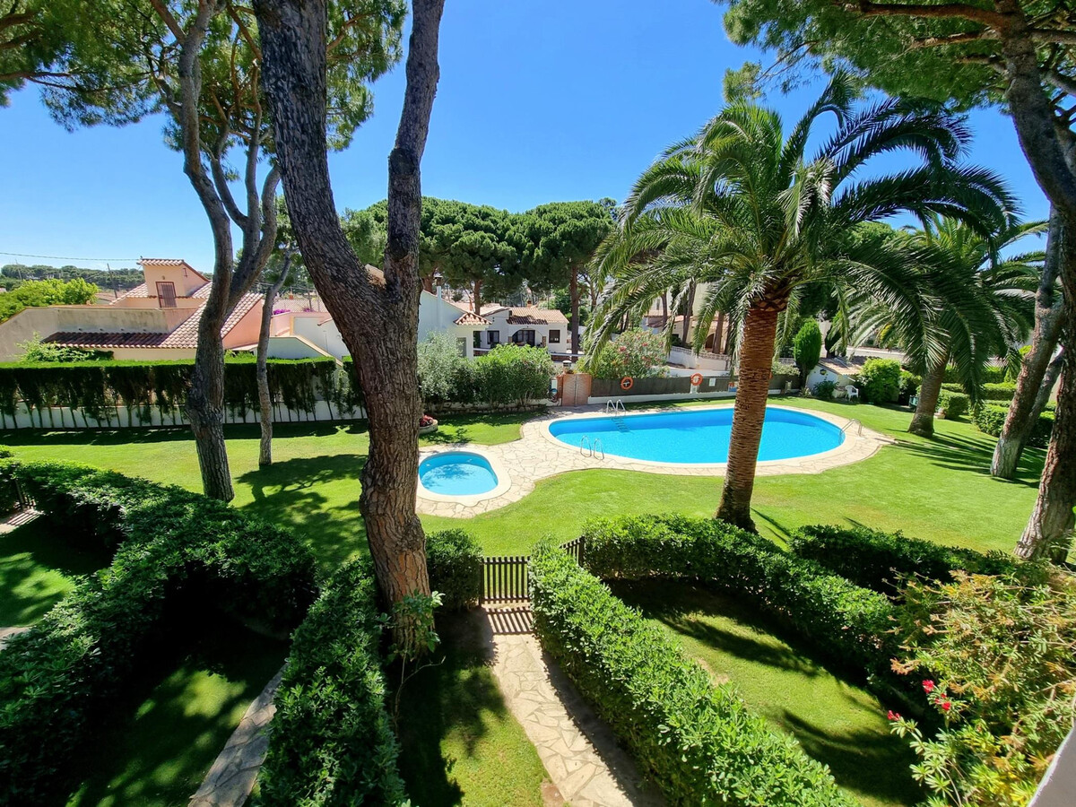 Studio avec terrasse, 3 piscines et accès direct plage - Photo 18