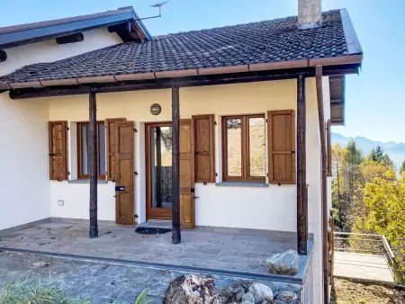 Baita Betulla Bianca – Maison Gravedona vue lac - Photo 31