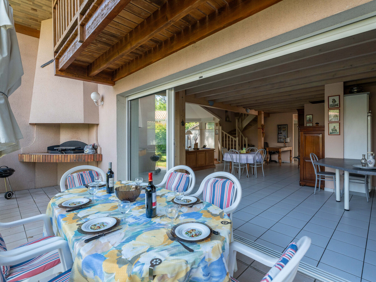 Maison 3 chambres 150 m² à Biscarrosse, jardin et terrasse - Photo 2