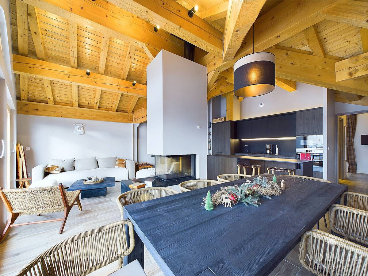 Appartement 10 pers. neuf avec cheminée, balcon sud à Montvalezan - Photo 4