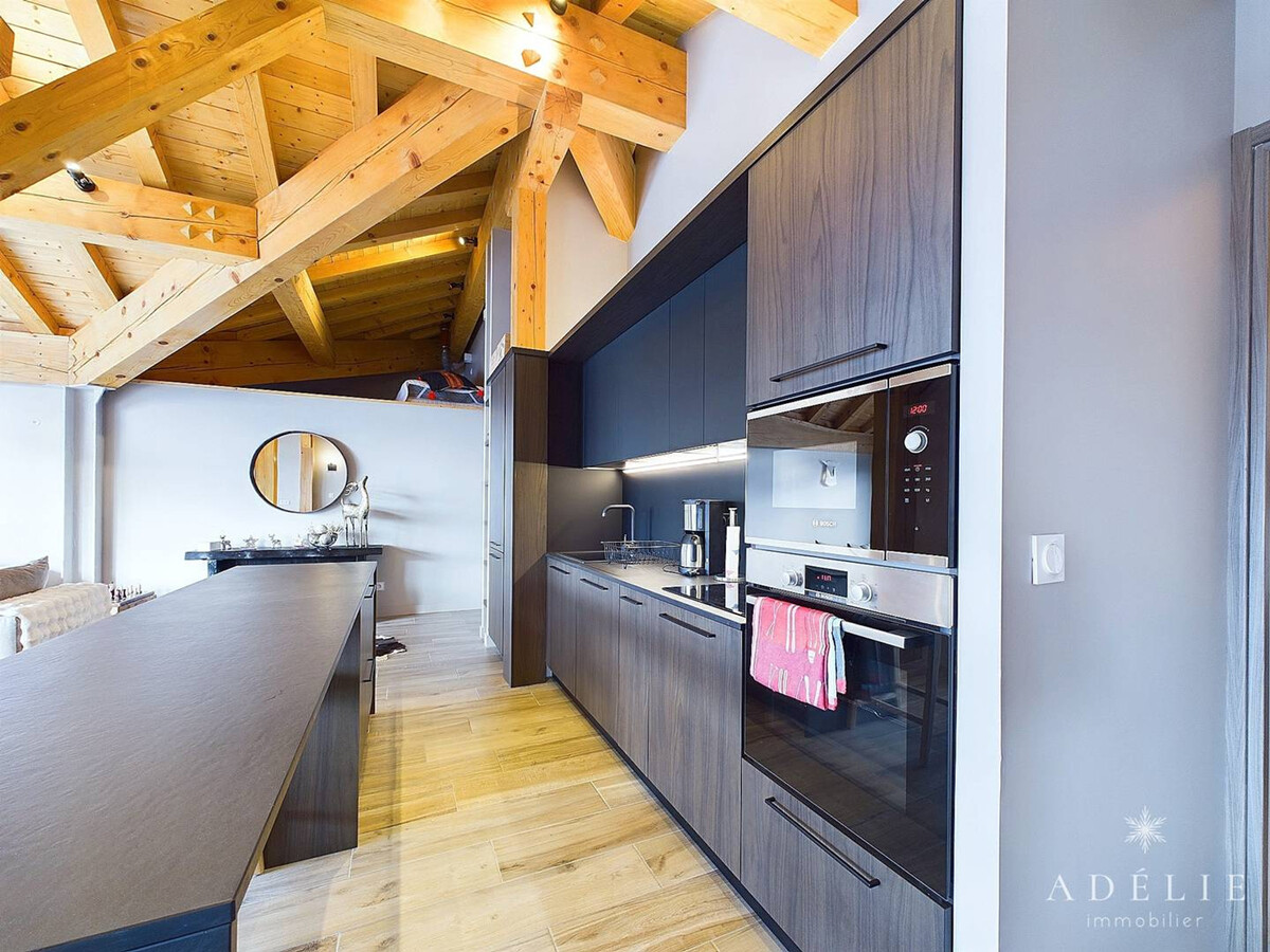Appartement 10 pers. neuf avec cheminée, balcon sud à Montvalezan - Photo 9