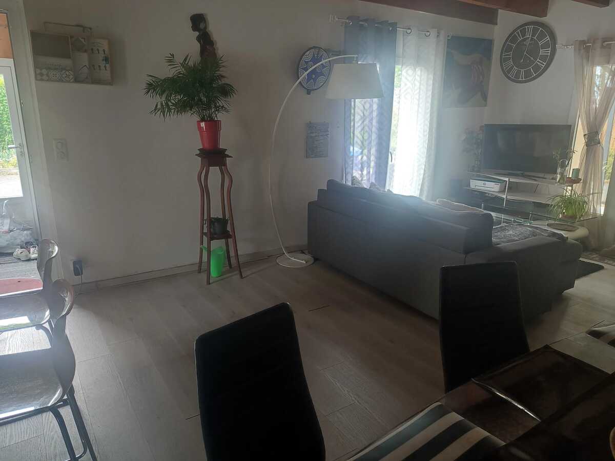 Maison 90 m² avec jardin clôturé et barbecue - Photo 8