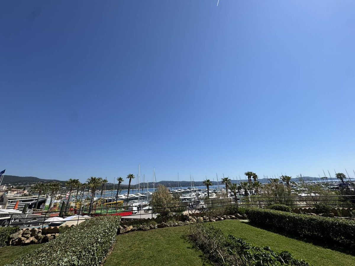 Appartement 2 ch, grande terrasse et garage à Cavalaire - Photo 1