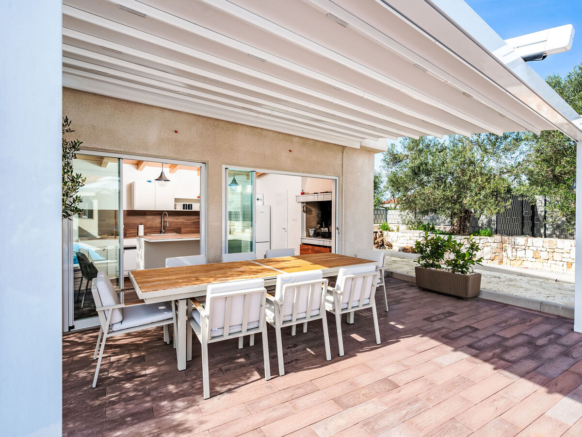 Hidden Gem - Maison avec piscine chauffée à Trogir - Photo 3