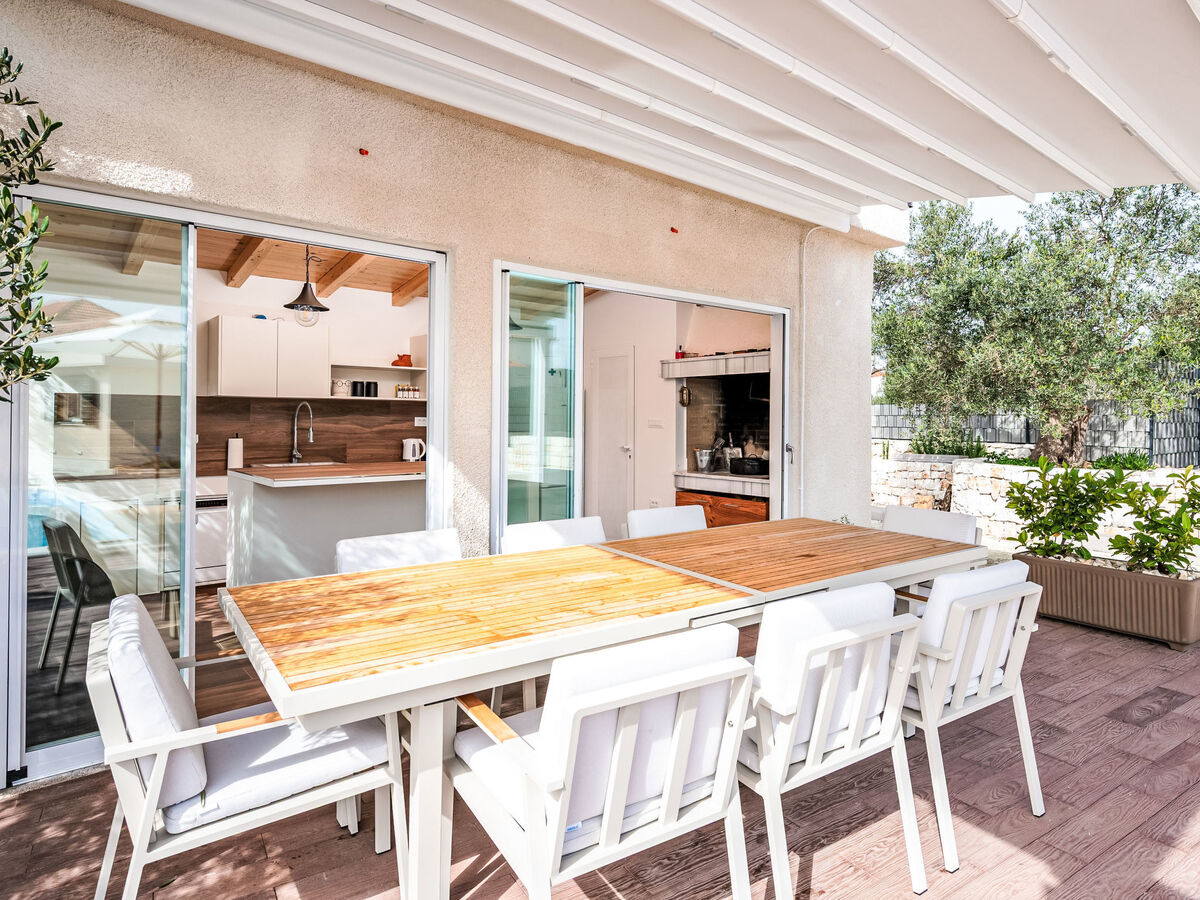 Hidden Gem - Maison avec piscine chauffée à Trogir - Photo 9
