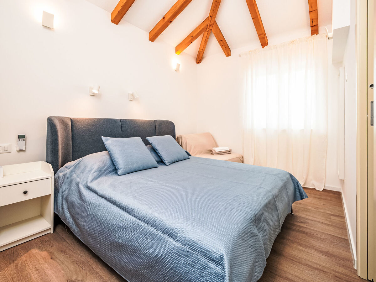 Hidden Gem - Maison avec piscine chauffée à Trogir - Photo 12