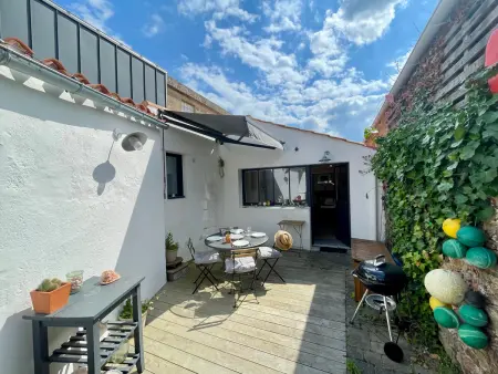 Maison loft artiste rénovée à Brem Sur Mer, 3 pers : photo 3
