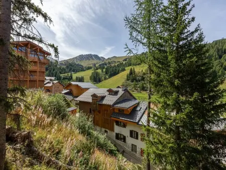 Appartement 2 pièces Plagne 1800 | Balcon, parking couvert : photo 8