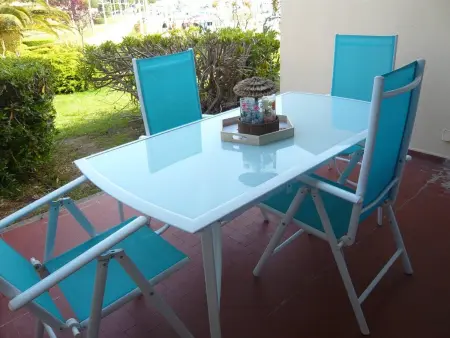 Appartement avec terrasse vue port et piscine, Port Camargue : photo 4