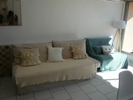 Appartement avec terrasse vue port et piscine, Port Camargue : photo 9