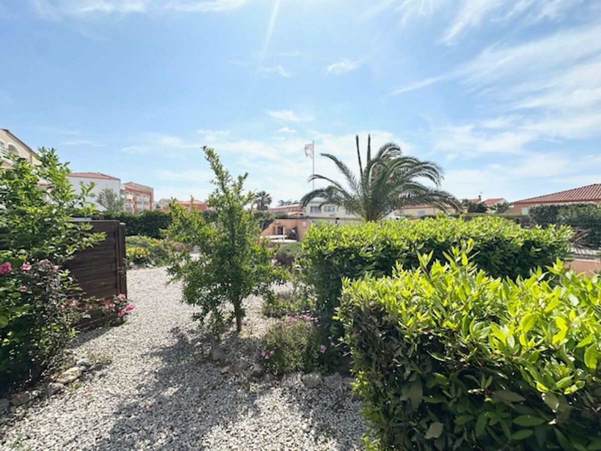 T3 provençal 40 m² avec terrasse et parking, 700m plage - Photo 7