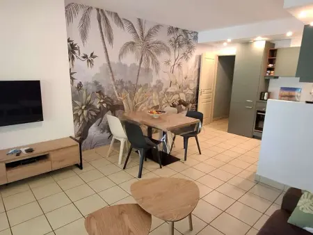 Duplex T3 climatisé avec piscine à Canet-en-Roussillon : photo 5