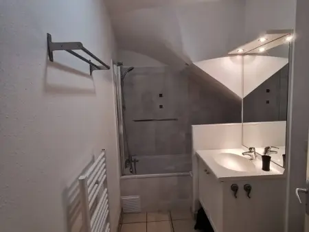 Duplex T3 climatisé avec piscine à Canet-en-Roussillon : photo 9
