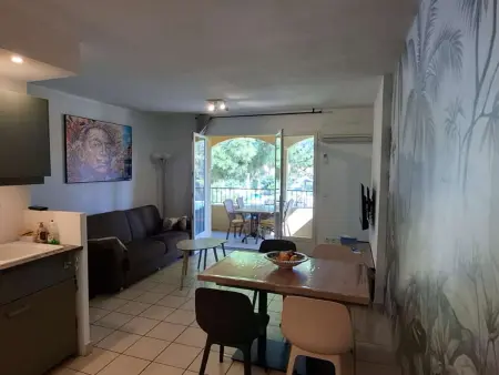 Duplex T3 climatisé avec piscine à Canet-en-Roussillon : photo 11