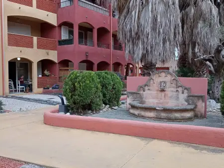 Duplex T3 climatisé avec piscine à Canet-en-Roussillon : photo 15