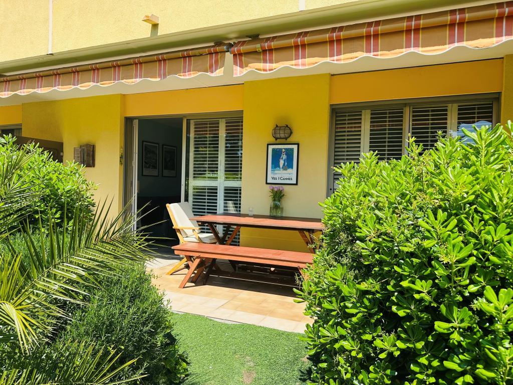 Appartement Myrtales : 2 chambres, terrasse couverte, Juan-les-Pins - Photo 4