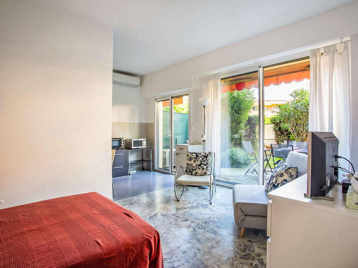 Studio Riva Bella à Cagnes-sur-Mer, terrasse 35 m² - Photo 8