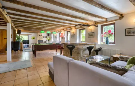 Maison en pierre avec piscine privée à Lizant : photo 15