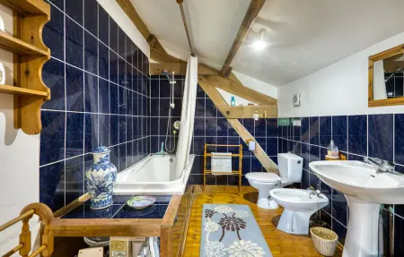 Maison en pierre avec piscine privée à Lizant : photo 39