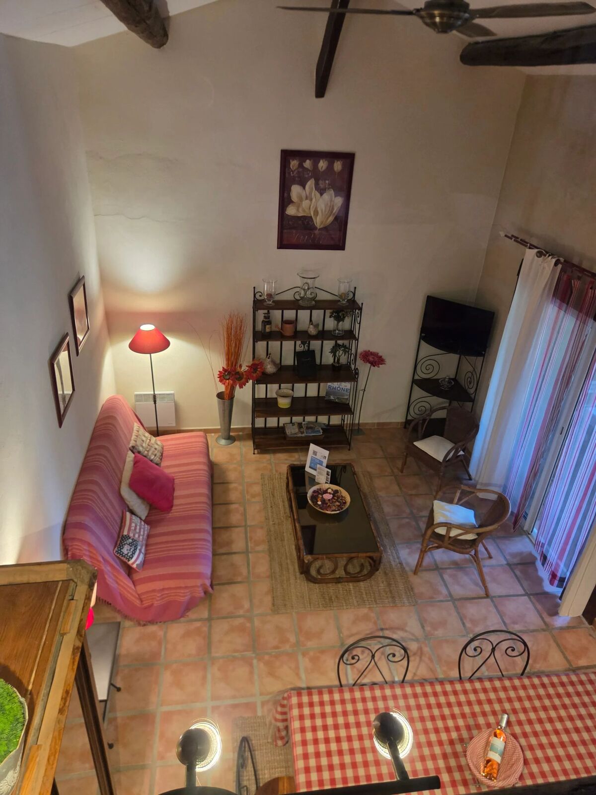 Appartement 2 chambres à Arles, terrasse et piscine saisonnière - Photo 6
