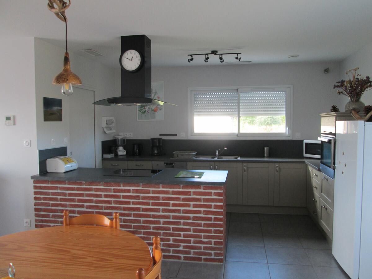 Maison familiale à jardin clôturé et cheminée, Lit-et-Mixe - Photo 6