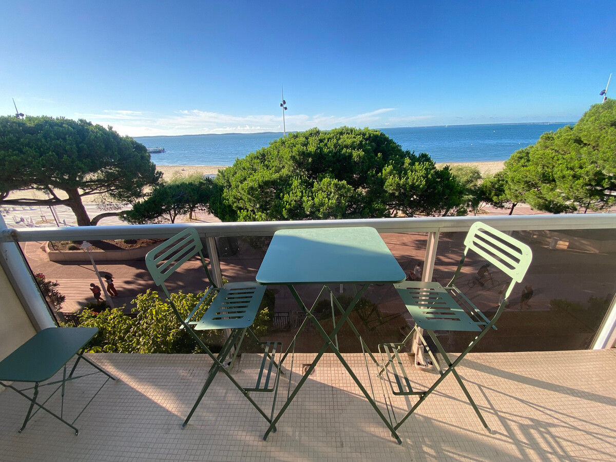 T3 71m² front de mer Arcachon, balcons, parking - Photo 1