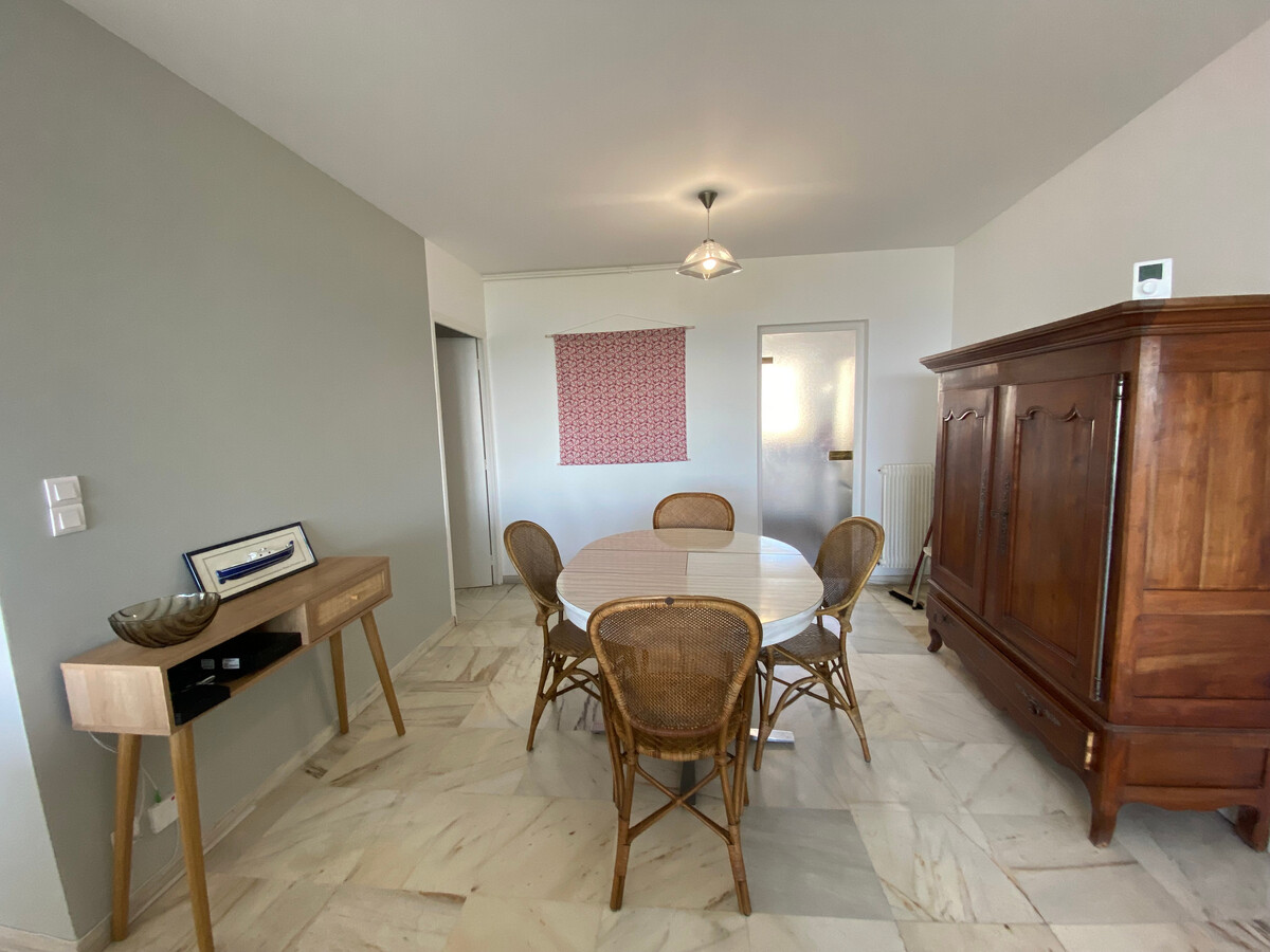 T3 71m² front de mer Arcachon, balcons, parking - Photo 9
