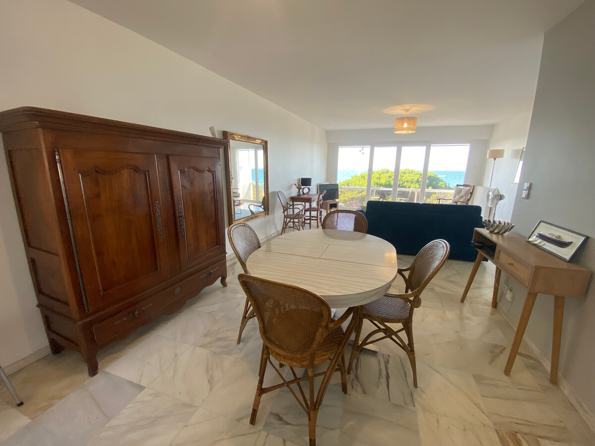 T3 71m² front de mer Arcachon, balcons, parking - Photo 10