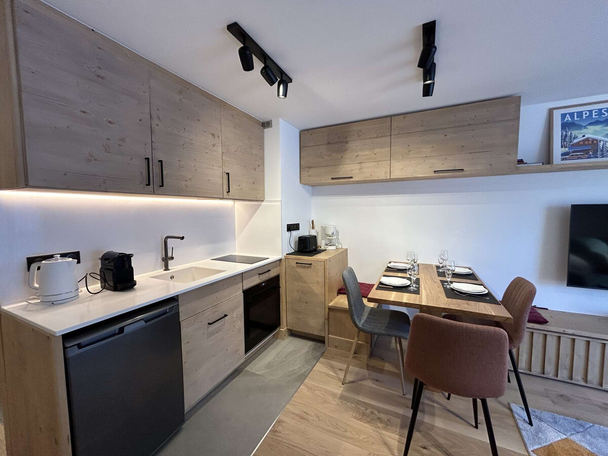 Appartement rénové Méribel, 50m des pistes, fibre incluse - Photo 2