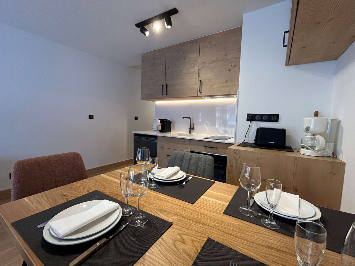 Appartement rénové Méribel, 50m des pistes, fibre incluse - Photo 15