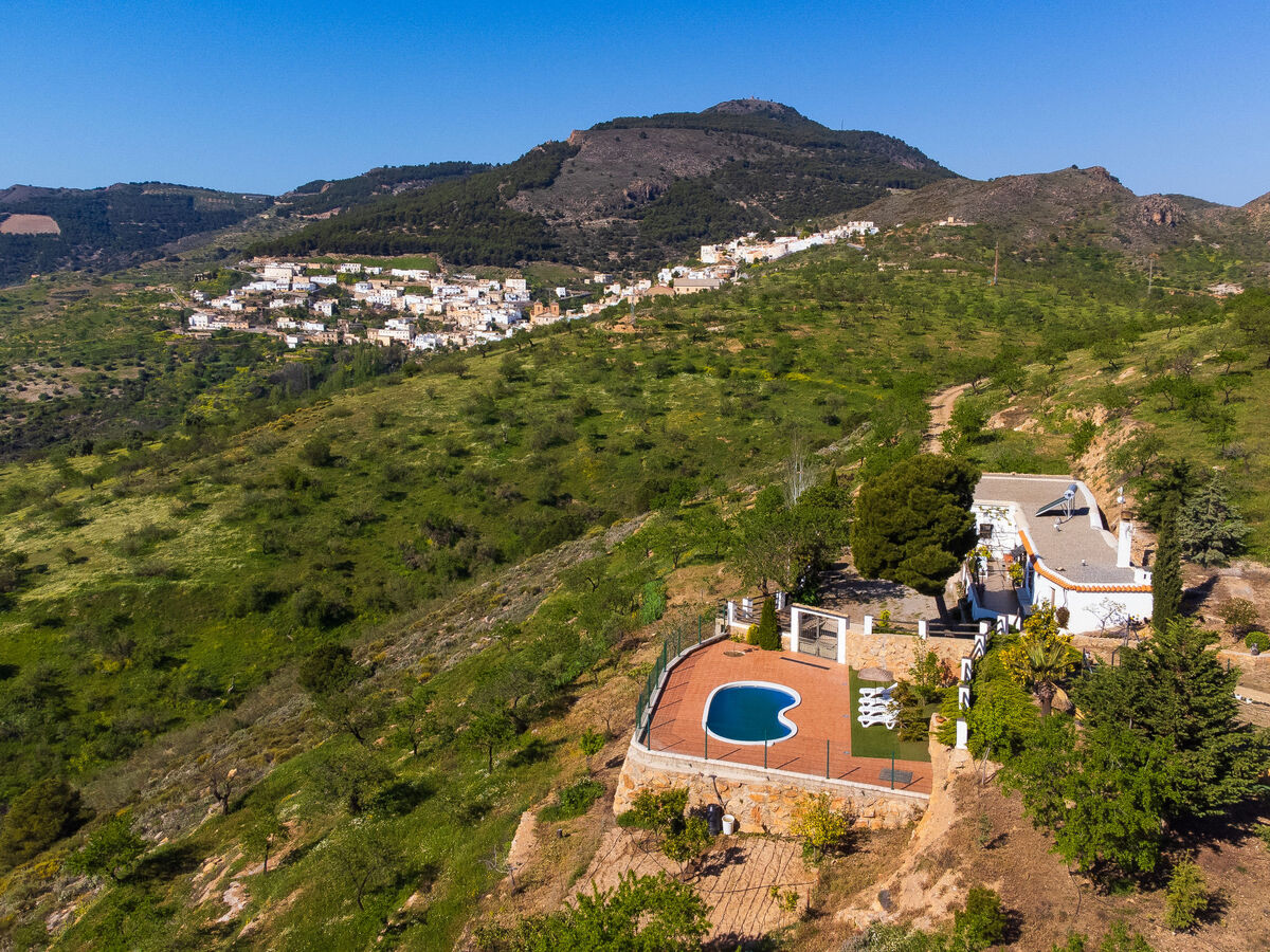 Maison Isabel – vue montagne et piscine privée à Murtas - Photo 35