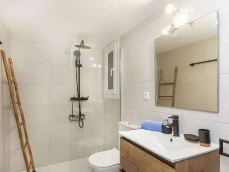 Appartement Riera Mar – vue mer, à 10 m de la plage : photo 4