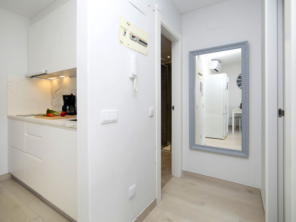 Appartement Esmeralda – 6e étage, vue mer, à 25 m de la plage - Photo 11