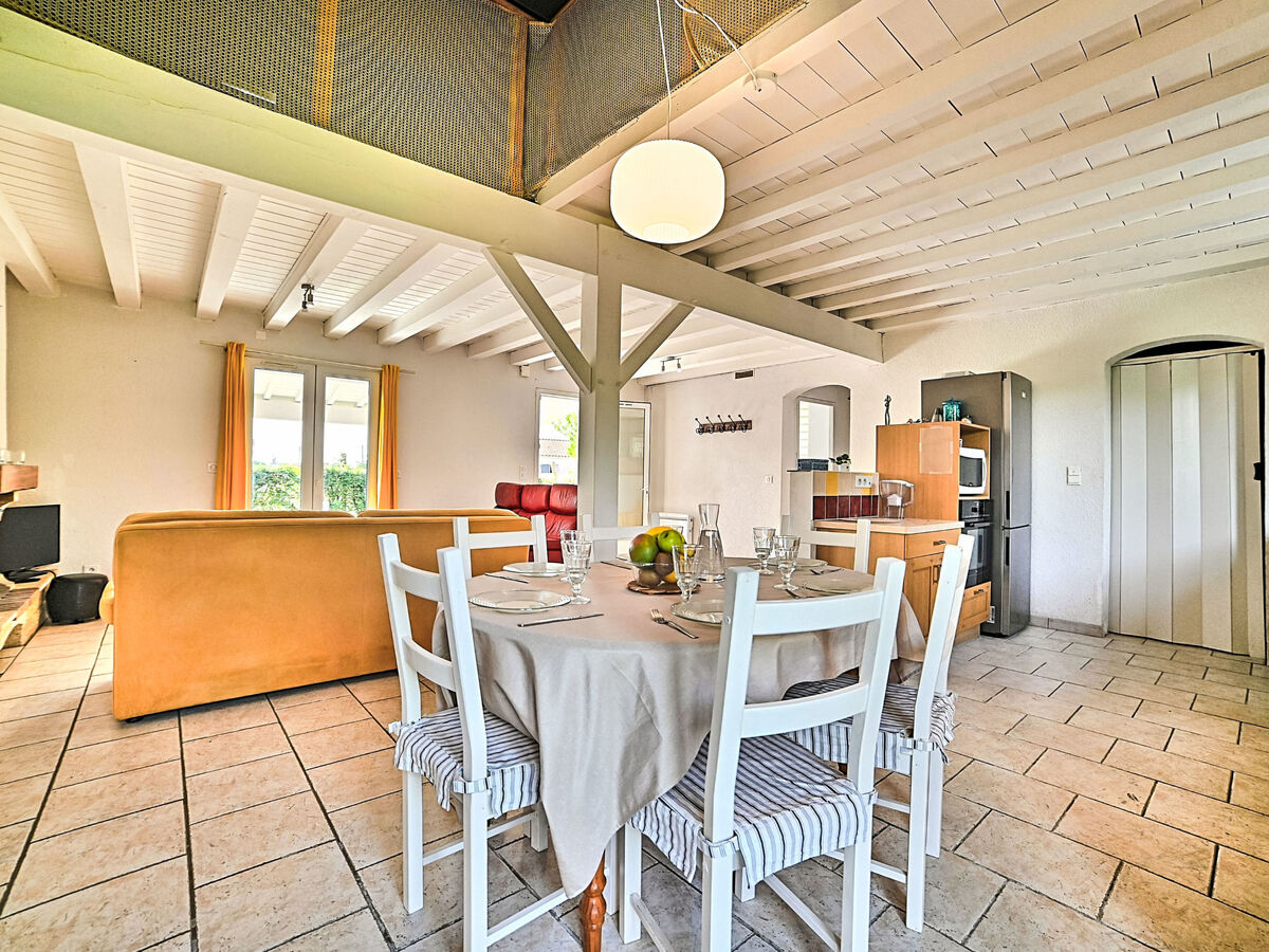 Maison La Brantôme à Cheray – jardin clos, terrasse, barbecue - Photo 8