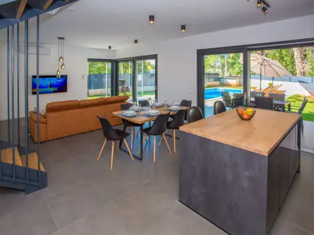 Maison Eva moderne à 900 m de la plage, Poreč : photo 9