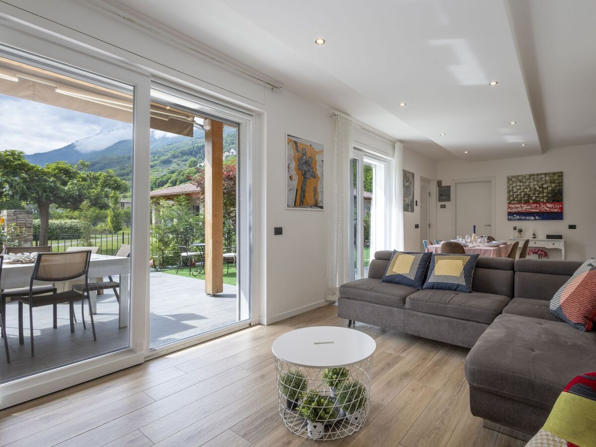 Villa D – 140 m² avec jardin clos et vue vallée en Valtellina - Photo 1