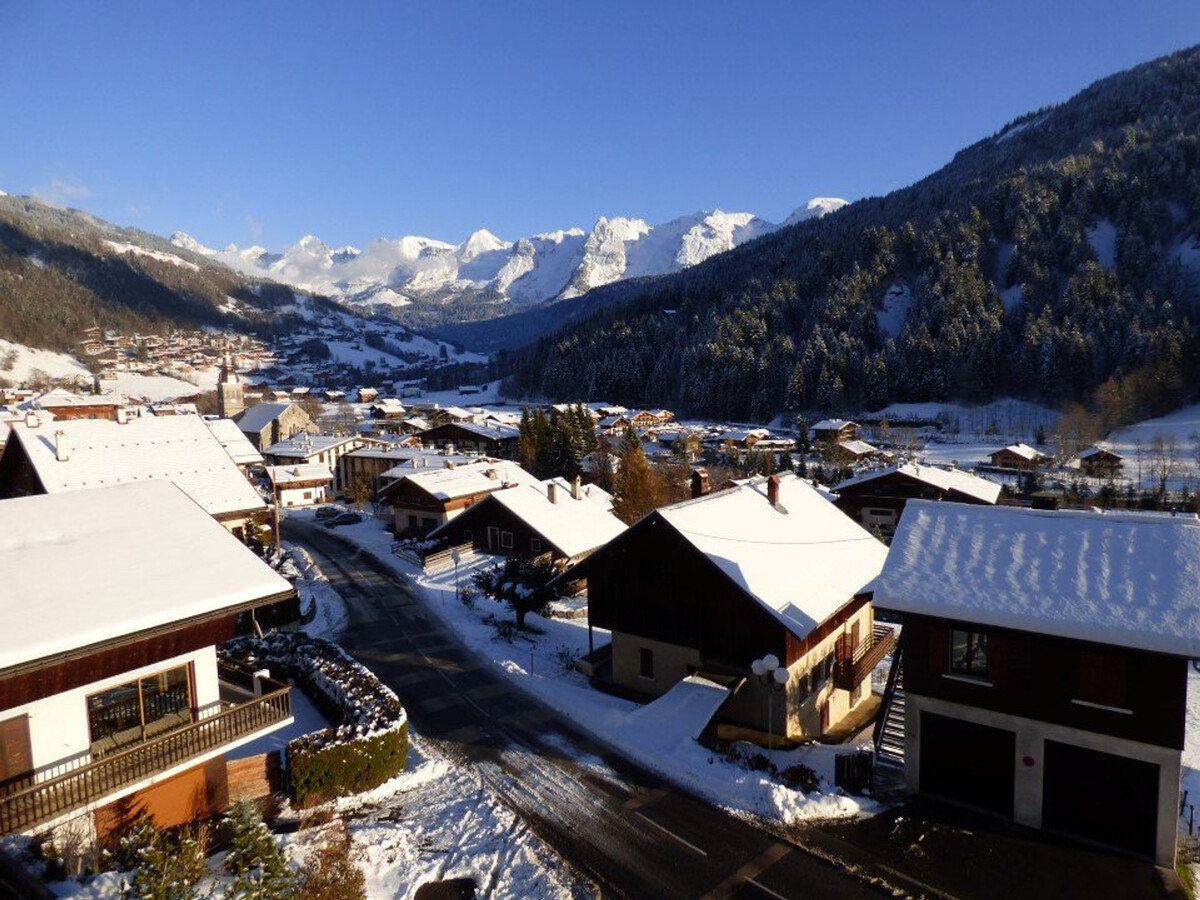 Appartement 6 pers, balcon sud, vue Aravis au Grand-Bornand - Photo 12