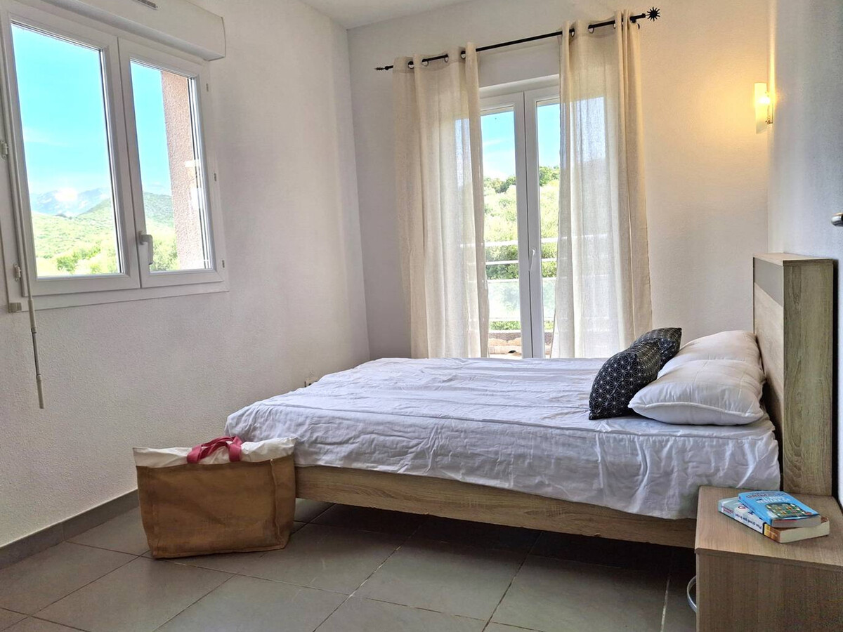 Appartement 4 pers. Saint-Florent, terrasse vue montagne - Photo 9