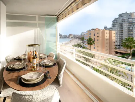 Location appartement à Calp, Appartement à Calpe avec vue mer et piscine commune, proche de la plage