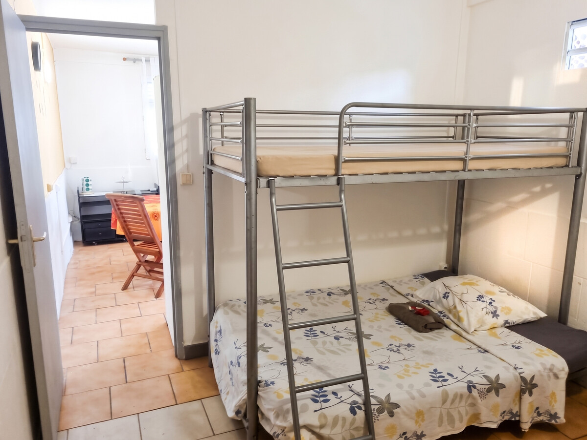 Appartement 25 m² avec ménage inclus à Fort-de-France - Photo 2