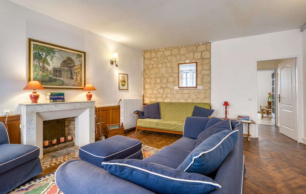 Maison en pierre avec cour intérieure à Verteuil-sur-Charente - Photo 2