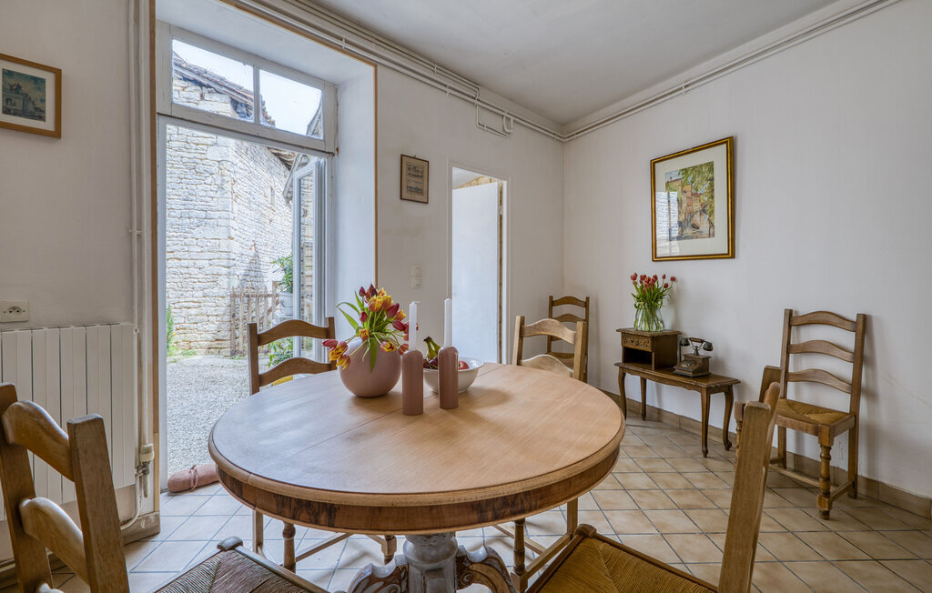 Maison en pierre avec cour intérieure à Verteuil-sur-Charente - Photo 5