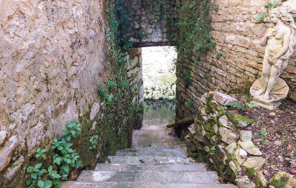 Maison en pierre avec cour intérieure à Verteuil-sur-Charente - Photo 8