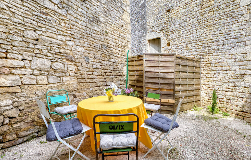 Maison en pierre avec cour intérieure à Verteuil-sur-Charente - Photo 12
