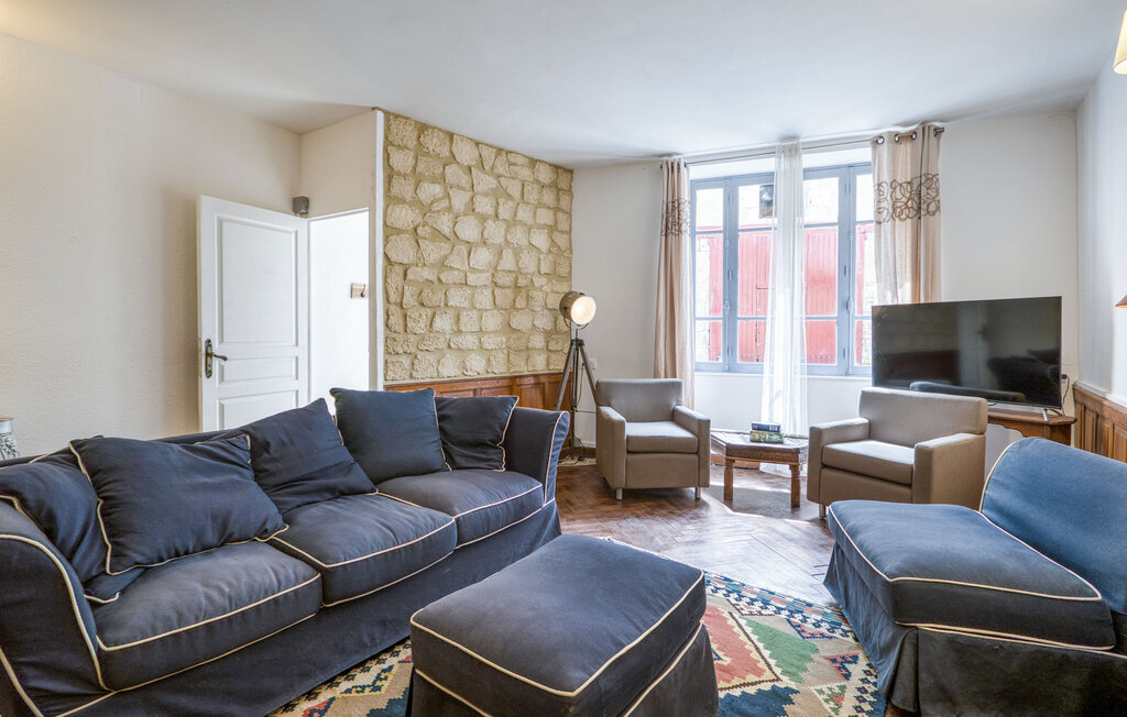 Maison en pierre avec cour intérieure à Verteuil-sur-Charente - Photo 17