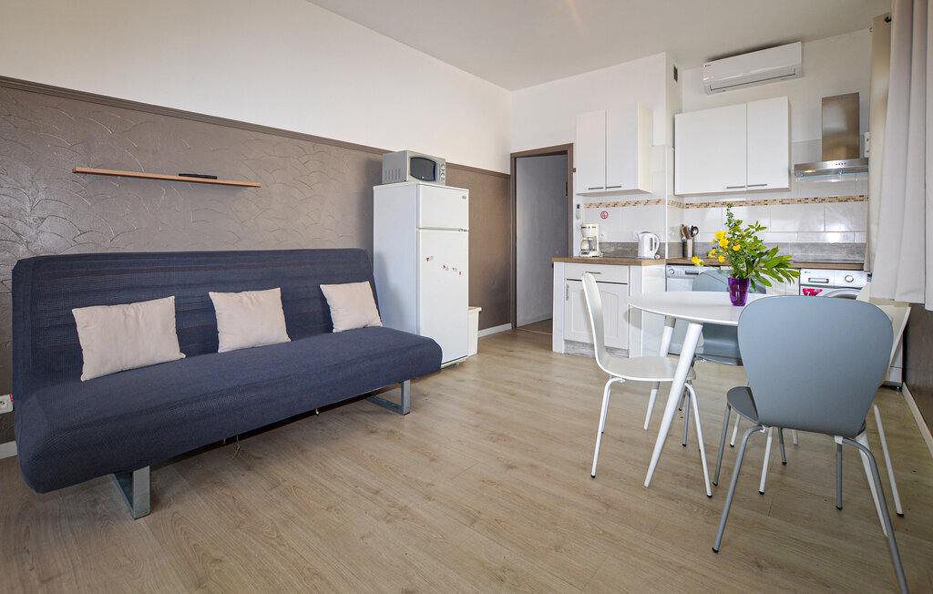 Appartement 4 pers. à Prunete, piscine et plage - Photo 13